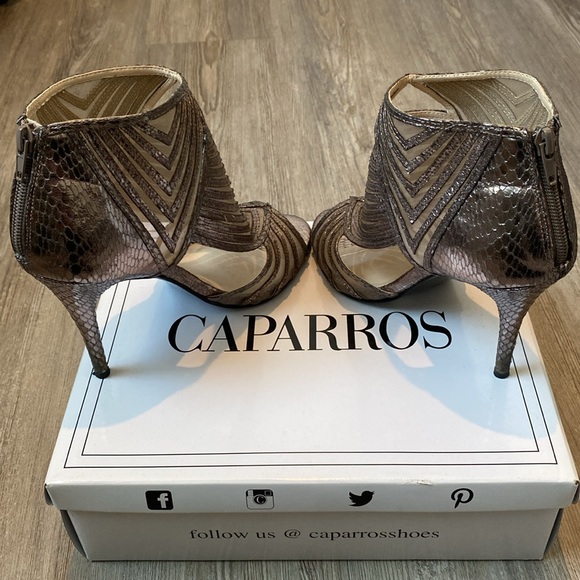 Caparros German Caged Heels, Mushroom Novelty color, Size 8.5M - Picture 6 of 9